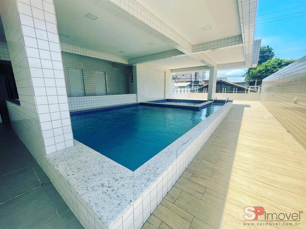 #101 - Apartamento para Venda em Praia Grande - SC